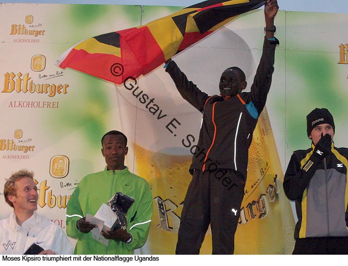 Moses mit Flagge